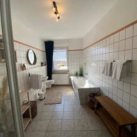 Apartment Schlafen Ueber Der Whiskybar *
