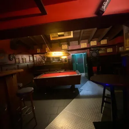 Schlafen Ueber Der Whiskybar דירה רודסהיים אם ריין