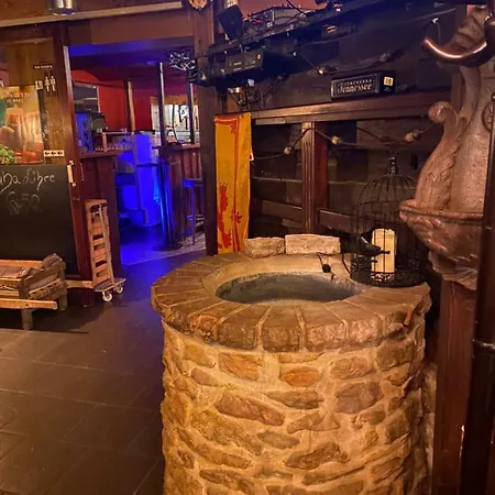 Schlafen Ueber Der Whiskybar דירה *