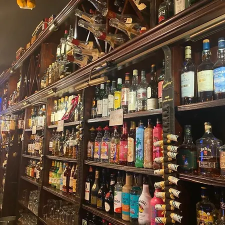 Schlafen Ueber Der Whiskybar רודסהיים אם ריין
