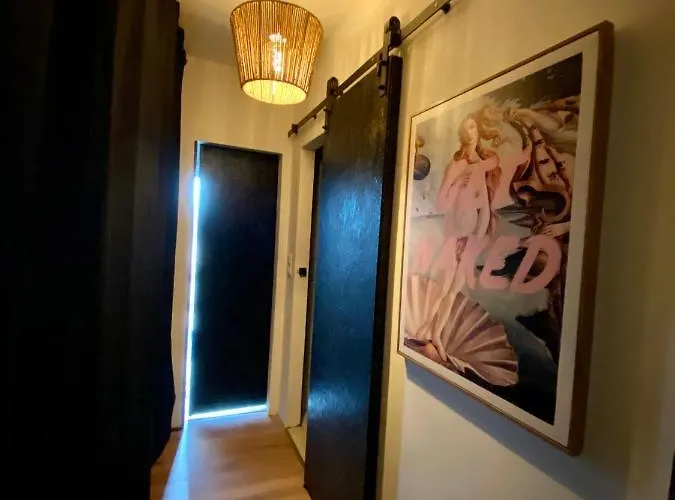 Appartement Schlafen Ueber Der Whiskybar Rüdesheim am Rhein