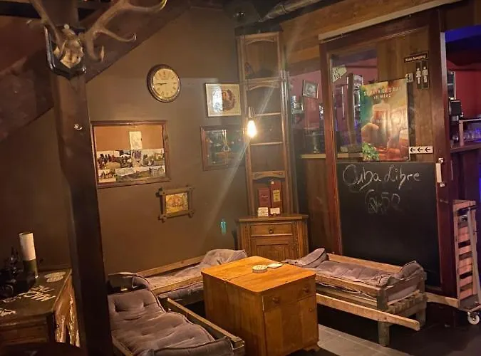 Appartement Schlafen Ueber Der Whiskybar Rüdesheim am Rhein