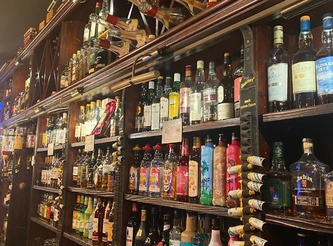 Schlafen Ueber Der Whiskybar Rüdesheim am Rhein